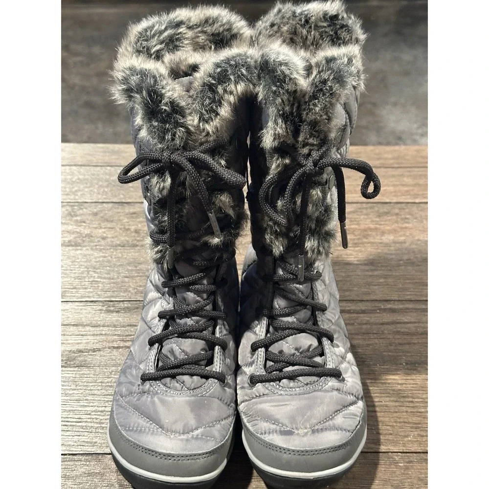 Columbia Women's Sz‎ 7 Heavenly Gray Waterproof Omni Heat Winter Snow Boots